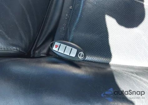 2014 Nissan Maxima 3.5 Sv z USA, uszkodzony, nr VIN 1N4AA5AP4EC446903